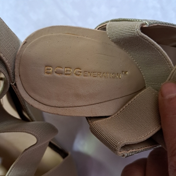 đť…şBCBGGENERATION Strapy wedges sandals - Picture 5 of 13